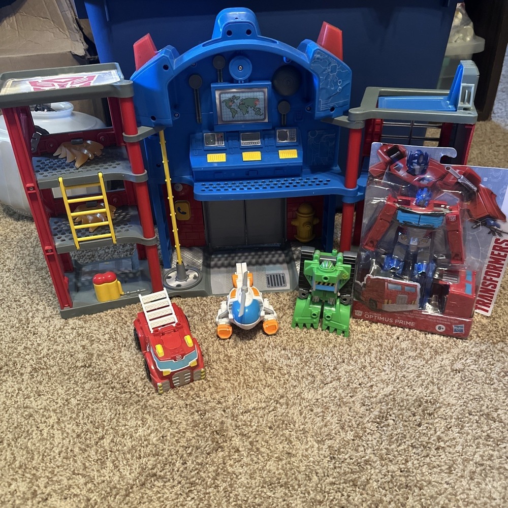 Transformers Rescue Bots‎ Playskool Heroes Optimus Prime Fire Station Lot 4 Figs